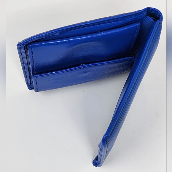 LV EPI LEATHER MEN'S WALLET - Picture 11 of 16